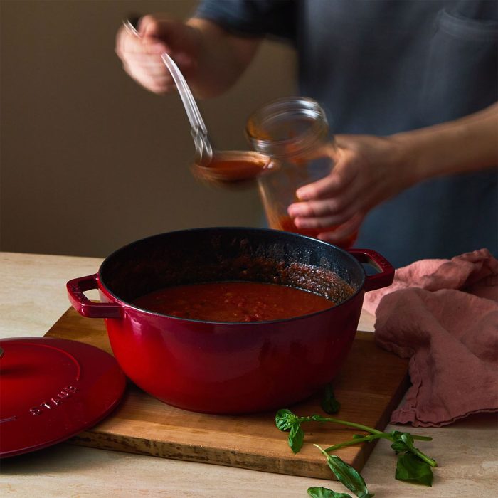Staub Essential French Oven